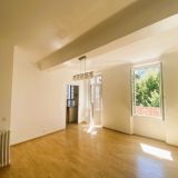 Appartement 3/4 pièces / 93 m² / 110 000 € / DIGNE-LES-BAINS