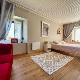 Maison 10 pièces / 265 m² / 229 000 € / SAINT-PIERRE-DE-TRIVISY