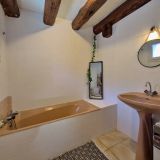 Maison 4 pièces / 100 m² / 95 000 € / BRASSAC