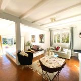 Maison 6 pièces / 200 m² / 1 280 000 € / EGUILLES