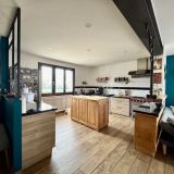 Maison 5 pièces / 134 m² / 248 000 € / SERVIES