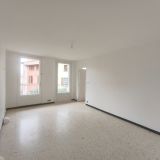 Appartement 3 pièces / 58 m² / 85 000 € / DIGNE-LES-BAINS