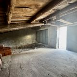 Stationnement 1 pièce / 44 m² / 15 000 € / SAINT-SALVY-DE-LA-BALME