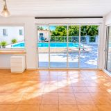 Maison 8 pièces / 200 m² / 525 000 € / PUGET-VILLE