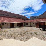 Immeuble / 250 m² / 368 421 € / AMBONNAY