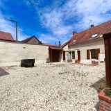 Immeuble / 250 m² / 368 421 € / AMBONNAY