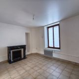 Immeuble / 250 m² / 368 421 € / AMBONNAY