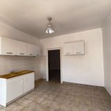 Immeuble / 250 m² / 368 421 € / AMBONNAY
