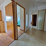 Maison 10 pièces / 182 m² / 159 900 € / SAINT-SALVY-DE-LA-BALME