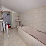 Maison 10 pièces / 182 m² / 159 900 € / SAINT-SALVY-DE-LA-BALME