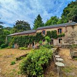 Maison 8 pièces / 158 m² / 265 000 € / VABRE