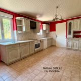 Maison 9 pièces / 250 m² / 250 000 € / BONNEVENT-VELLOREILLE