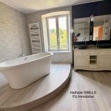 Maison 9 pièces / 250 m² / 250 000 € / BONNEVENT-VELLOREILLE