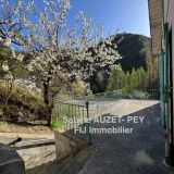 Maison 10 pièces / 300 m² / 237 600 € / BEAUJEU