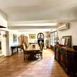 Maison 7 pièces / 180 m² / 1 050 000 € / AIX-EN-PROVENCE